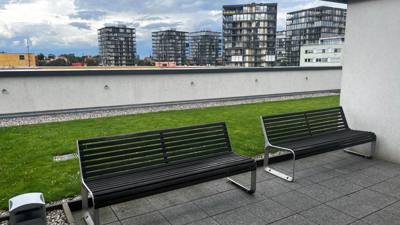 Residence Garden Tower S Balkonem, Garaz Praga Exterior foto